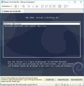 Figura 93: Primer arranque de nuestra nueva máquina virtual con Debian 10.