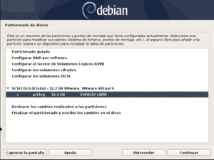 Instalar Debian: Figura 4: Particionado de discos: Seleccionamos el espacio libre.